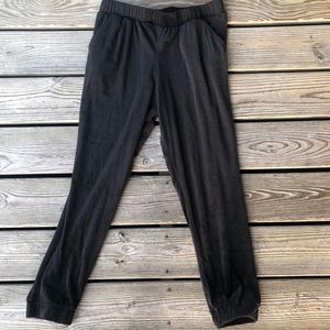 Women’s size Large 11-13 velour jogger pants